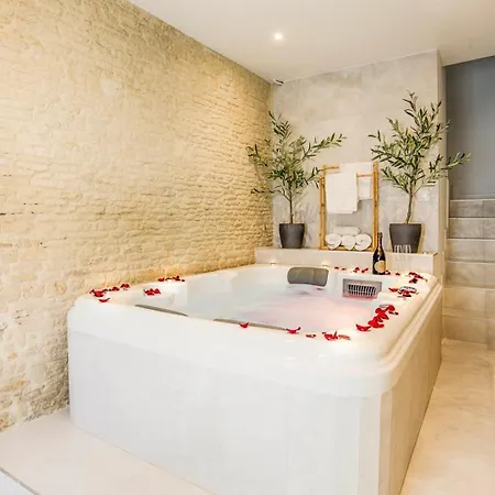 Maison Unique Avec Jacuzzi Et Sauna En Normandie Ranville